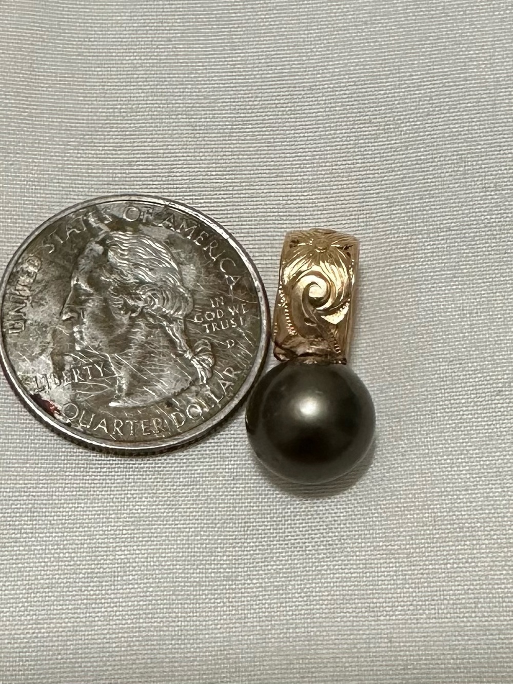 Gold Engraved Bail Pendant with Black Pearl